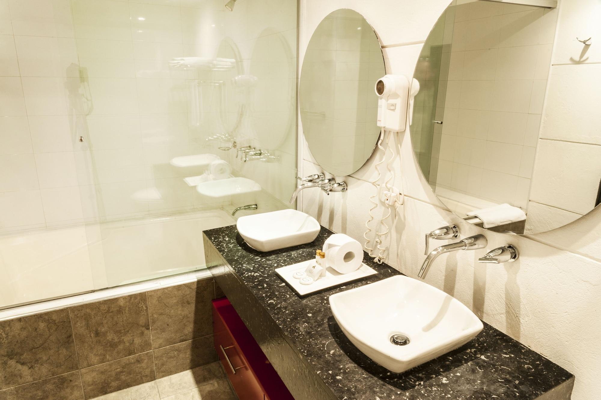 Hotel Bogota Virrey 외부 사진