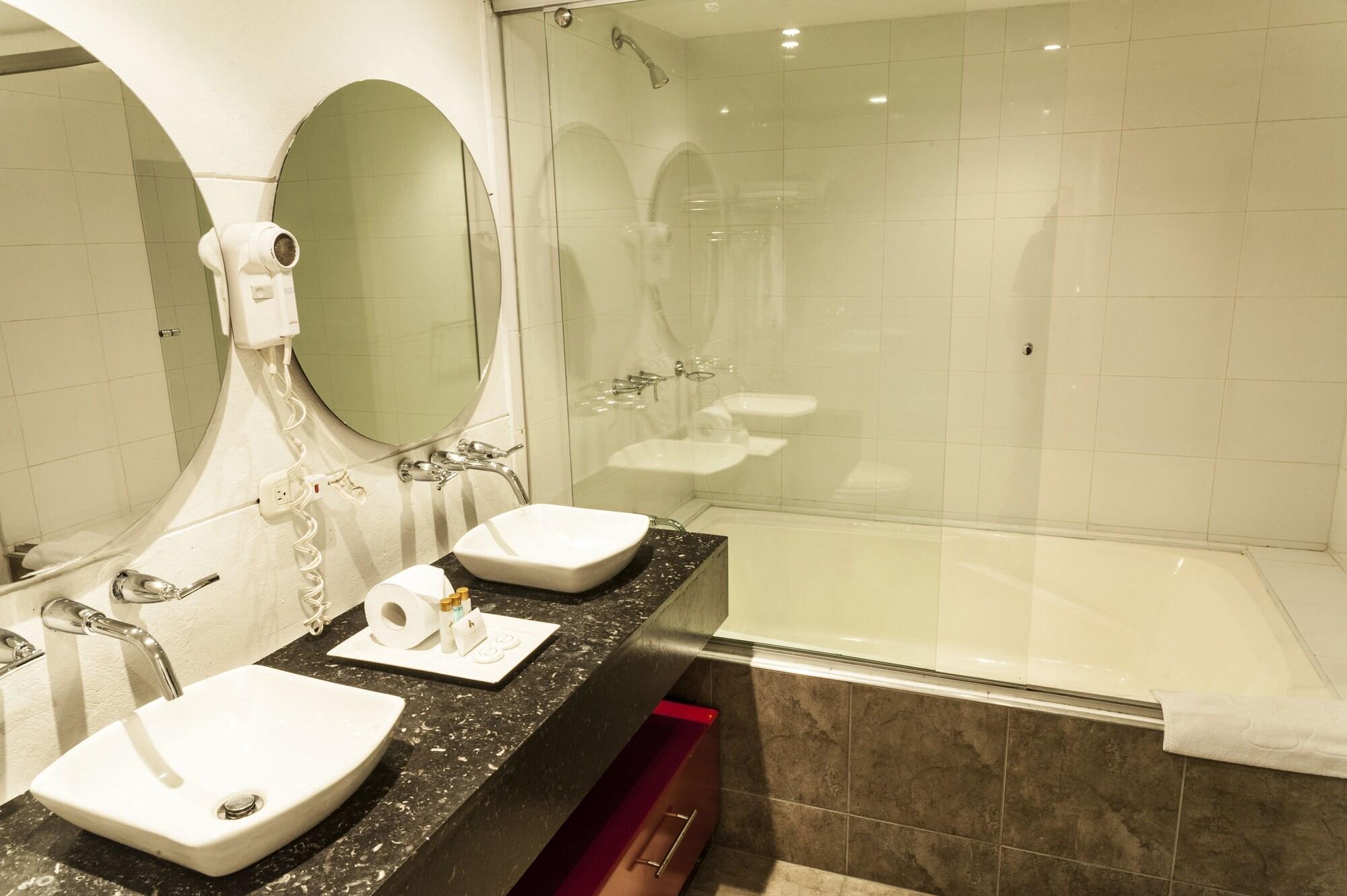 Hotel Bogota Virrey 외부 사진
