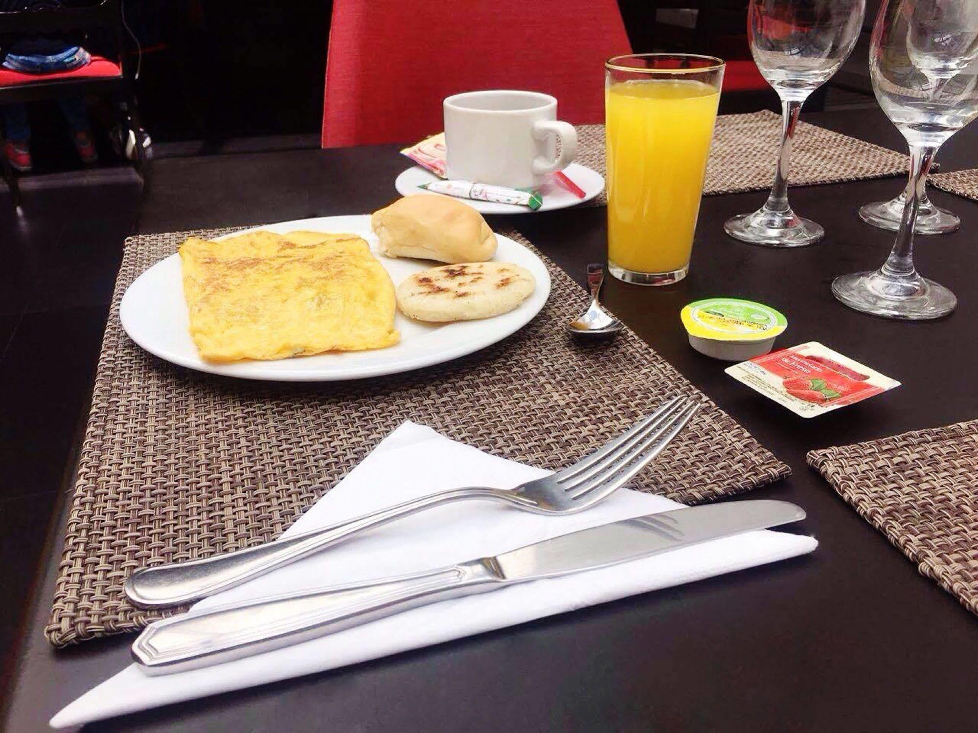 Hotel Bogota Virrey 외부 사진